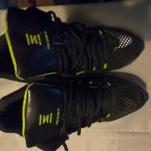 Size 9 Nike Shox TLX Mid SP Flywire Shoes (Black) (Pre-Owned) 677737-007